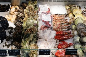 Choose fresh seafoods